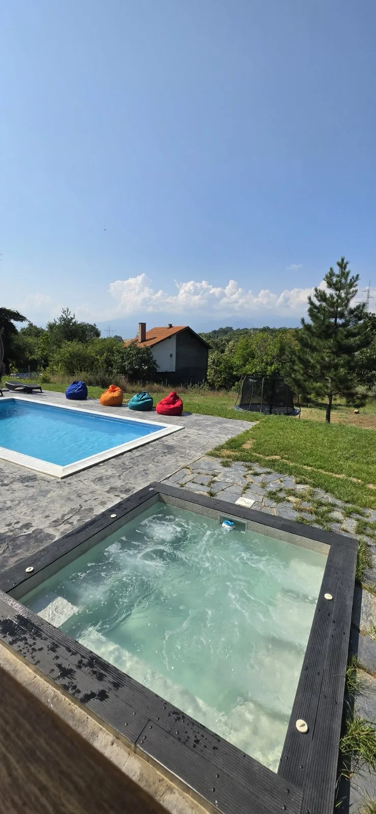 Natural pool and mineral jacuzzi